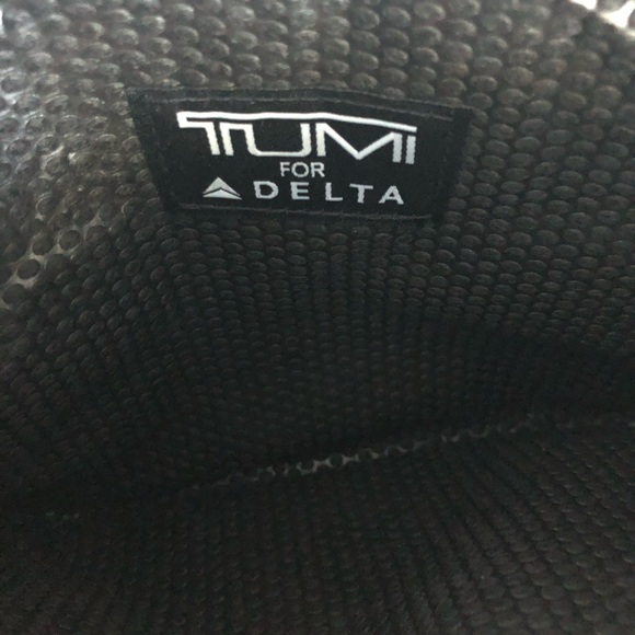 TUMI Gray and Black Toiletry Bag - Picture 5 of 5